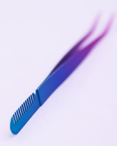 EYELASH APPLICATOR