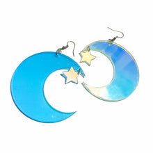 Load image into Gallery viewer, Crescent Moon earrings
